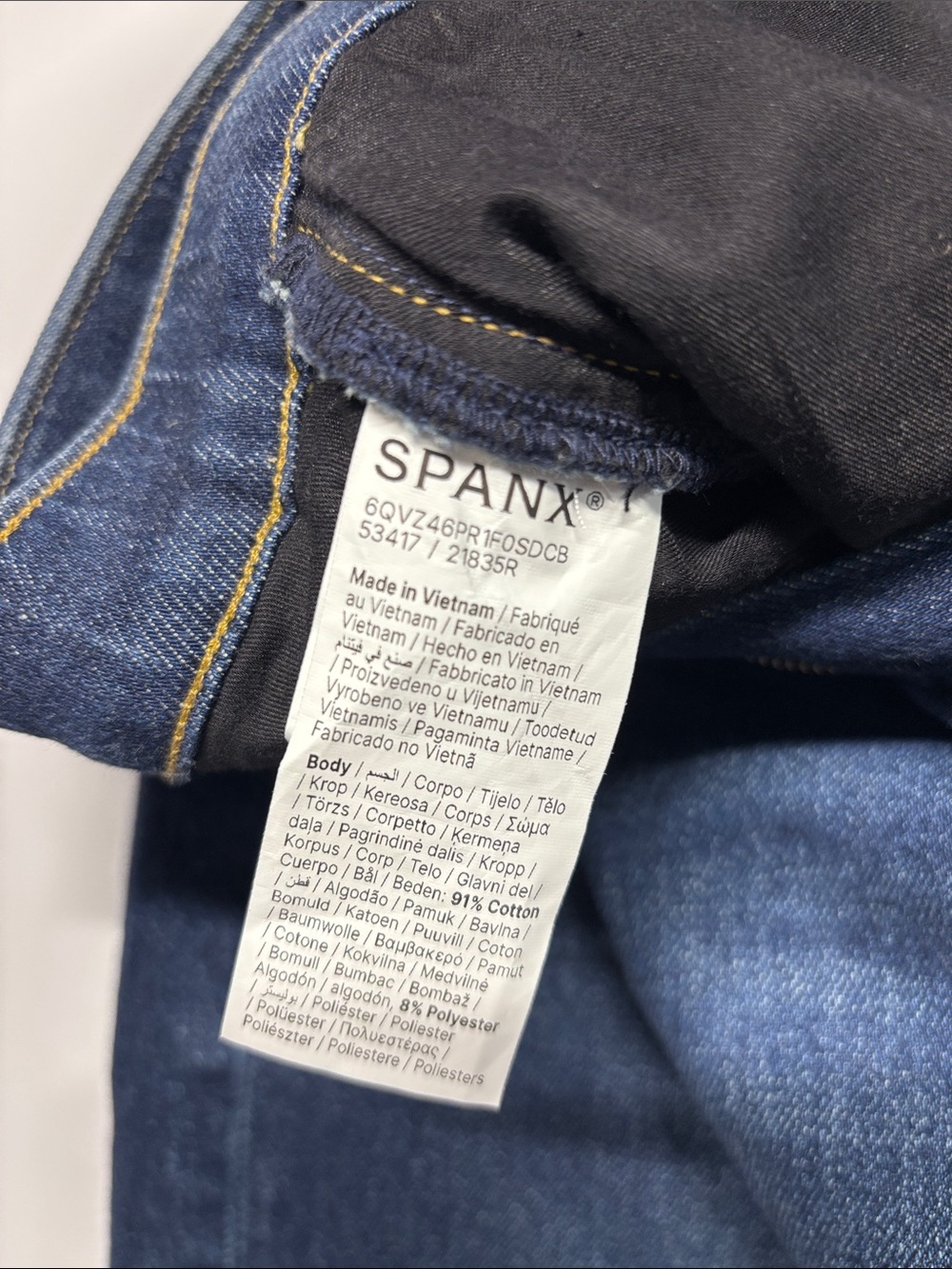 ✨SPANX Women’s Barrel Leg Jeans Size L/G R - Picture 16 of 16